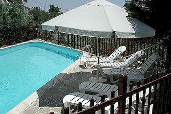 Voula Apartments Aegina Esterno foto