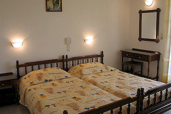 Voula Apartments Aegina Esterno foto